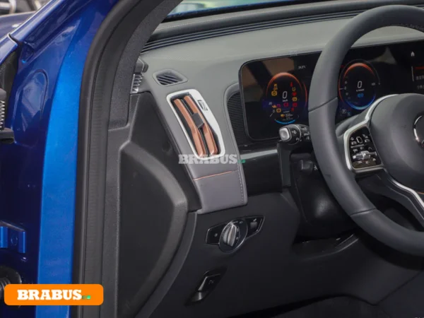 BENZ-EQC-electric-vehicle-Central-control_4