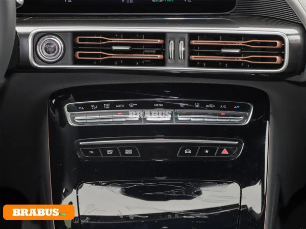 BENZ-EQC-electric-vehicle-Central-control_7