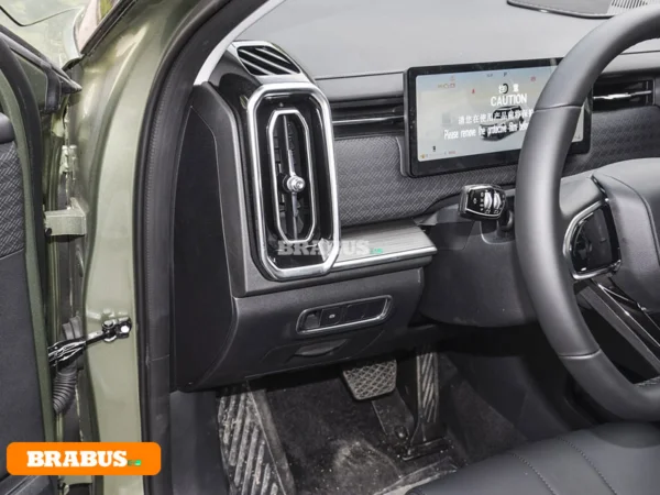 Discovery-06-gasoline-vehicle-Central-control_4