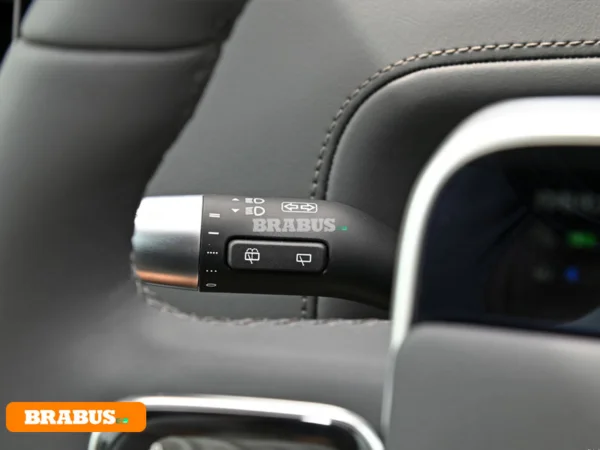 LI-L7-electric-vehicle-Central-control_5