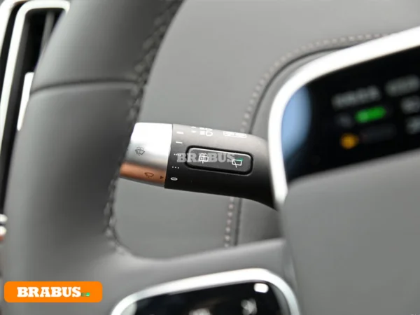 LI-L8-electric-vehicle-Central-control_5