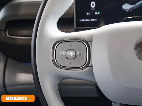 NIO-ES6-electric-vehicle-Central-control_2