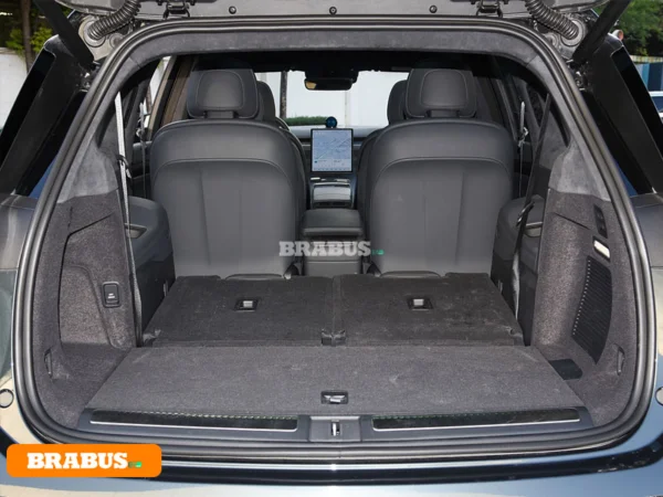 NIO-ES8-electric-vehicle-Space_6