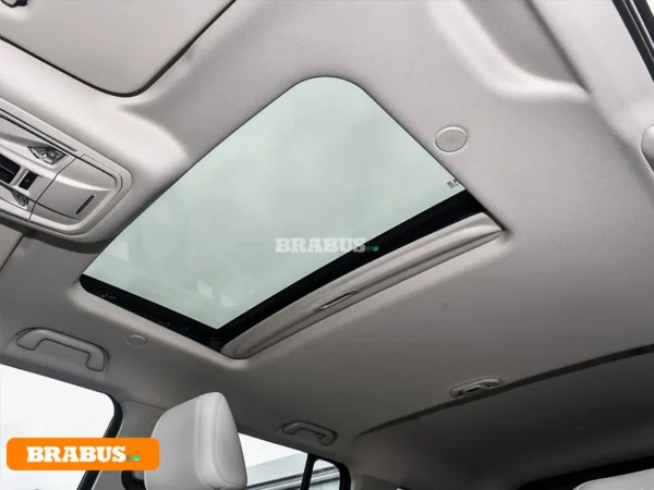 TANK-300HiT-4-electric-vehicle-Space_5