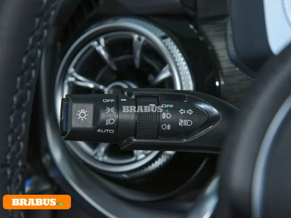 TANK-400HiT-4-electric-vehicle-Central-control_5