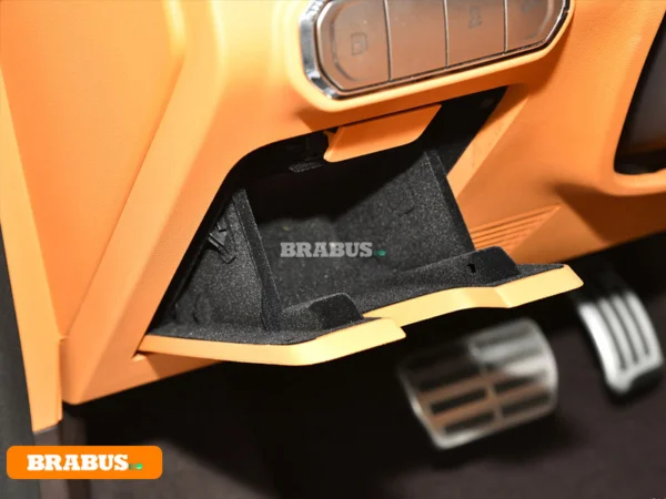 TANK-500HiT-4-electric-vehicle-Central-control_4