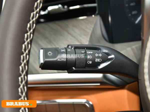 TANK-500HiT-4-electric-vehicle-Central-control_5