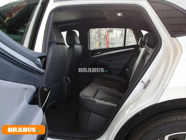 VW-ID4-crozz-electric-vehicle-Space_3