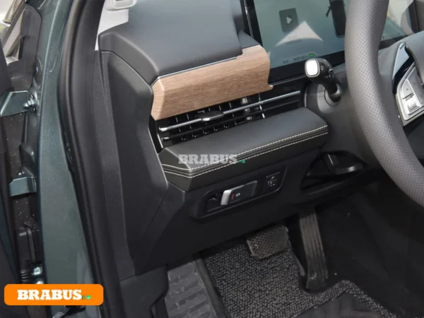 Xpeng-P5-электромобиль-Центральный-управление_4