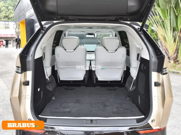 Xpeng-X9-электромобиль-Space_6