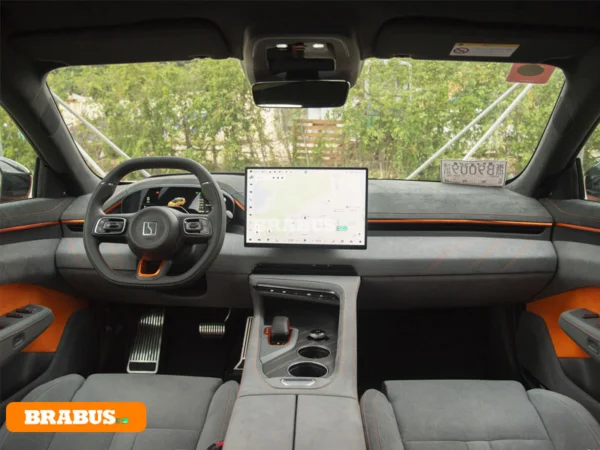 ZEEKR-001-электромобиль-Центральное-управление_1