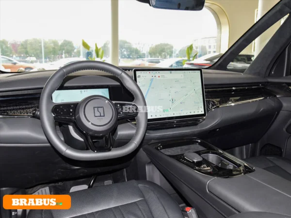 ZEEKR-009-электромобиль-Космос_1